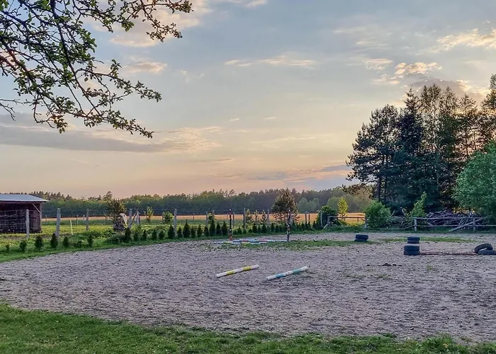 1 Bedroom Stunning In Rekowo 펜션